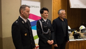 Umundurowanie i sprzęt...