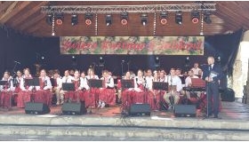  Święto Kwitnącej...