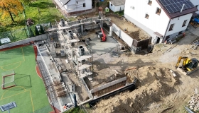  Mury sali gimnastycznej...